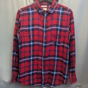 American Eagle Outfitters Red and Blue Plaid Boyfriend Button Down Shirt